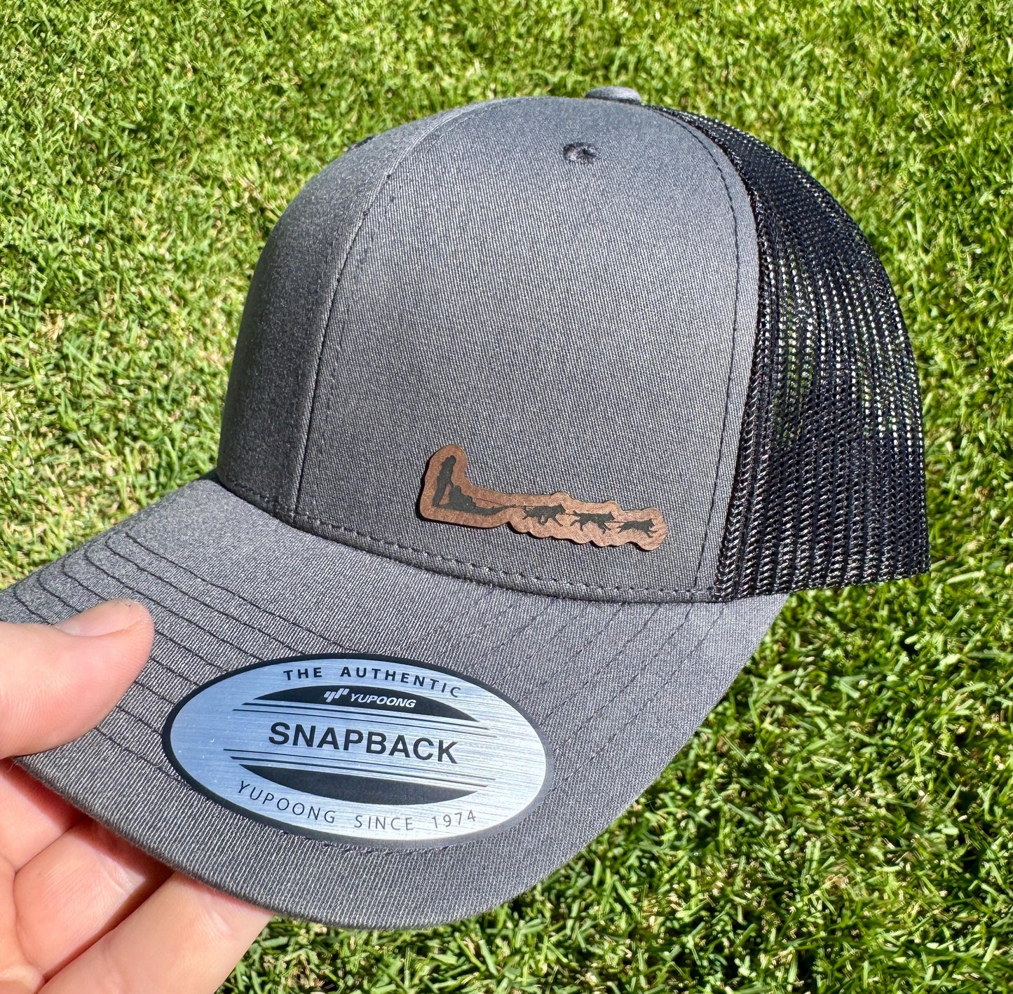 Dogsled Trucker Hat – Snapback Cap with Sled Dog Team Design, Winter Adventure Hat, Gift for Musher or Dog Lover