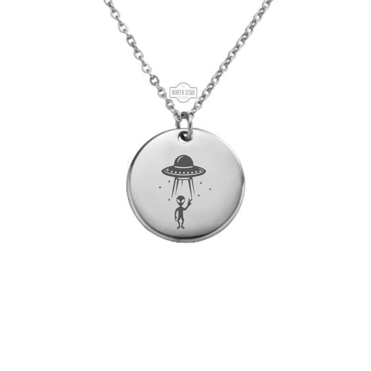 Alien UFO Necklace – Gold or Silver Space Charm – Personalized Sci-Fi Jewelry – Gift for Believers or Nerds – Keychain Option Available