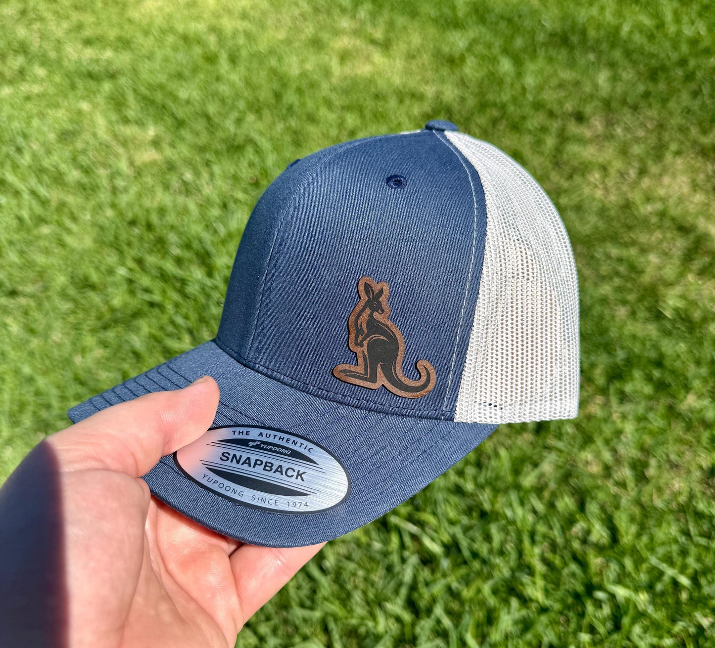 Kangaroo Hat Snapback Trucker – Engraved Patch Cap for Animal Lovers, Australia Fans, Wildlife Gift, Outback Adventure Style