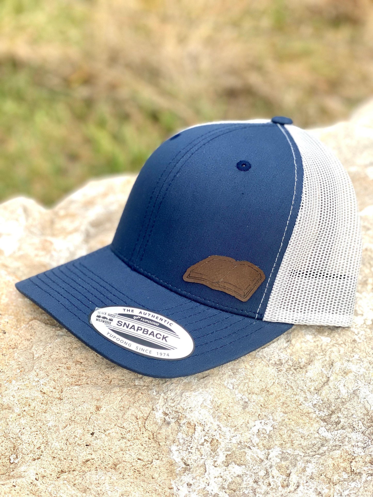 Open Book Trucker Hat – Snapback Cap for Book Lovers, Reader Gift, Book Club Hat, Literary Style for Bibliophiles