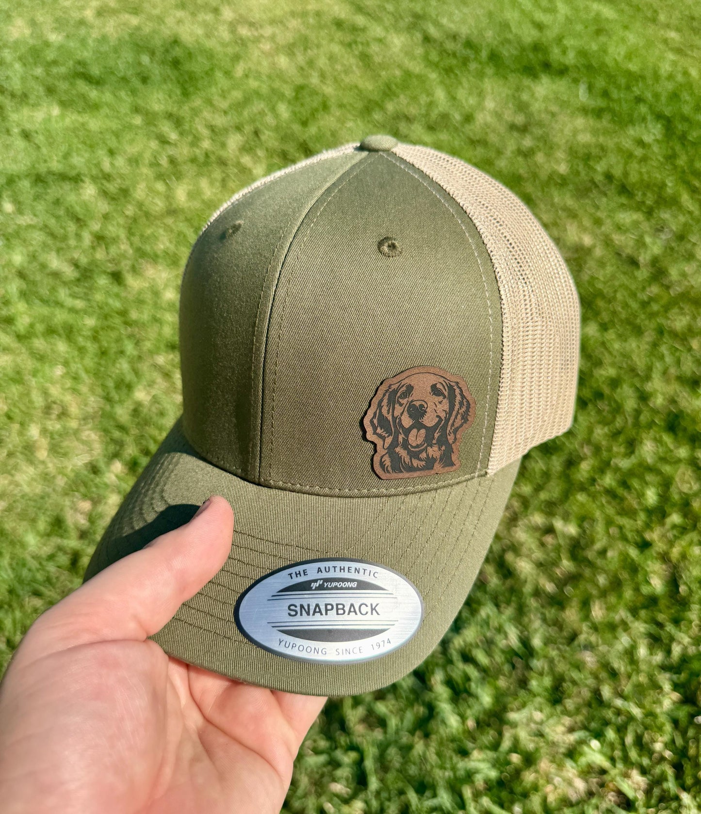Golden Retriever Hat – Snapback Trucker Hat with Engraved Patch, Dog Lover Gift, Golden Pup Silhouette Cap, Pet Owner Trucker Hat