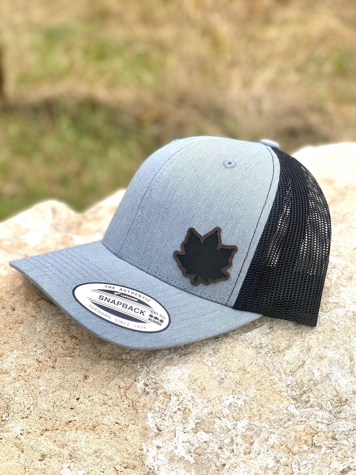 Maple Leaf Hat Snapback Trucker – Engraved Patch Cap for Nature Lovers, Canada Pride, Fall Season Style, Outdoor Gift