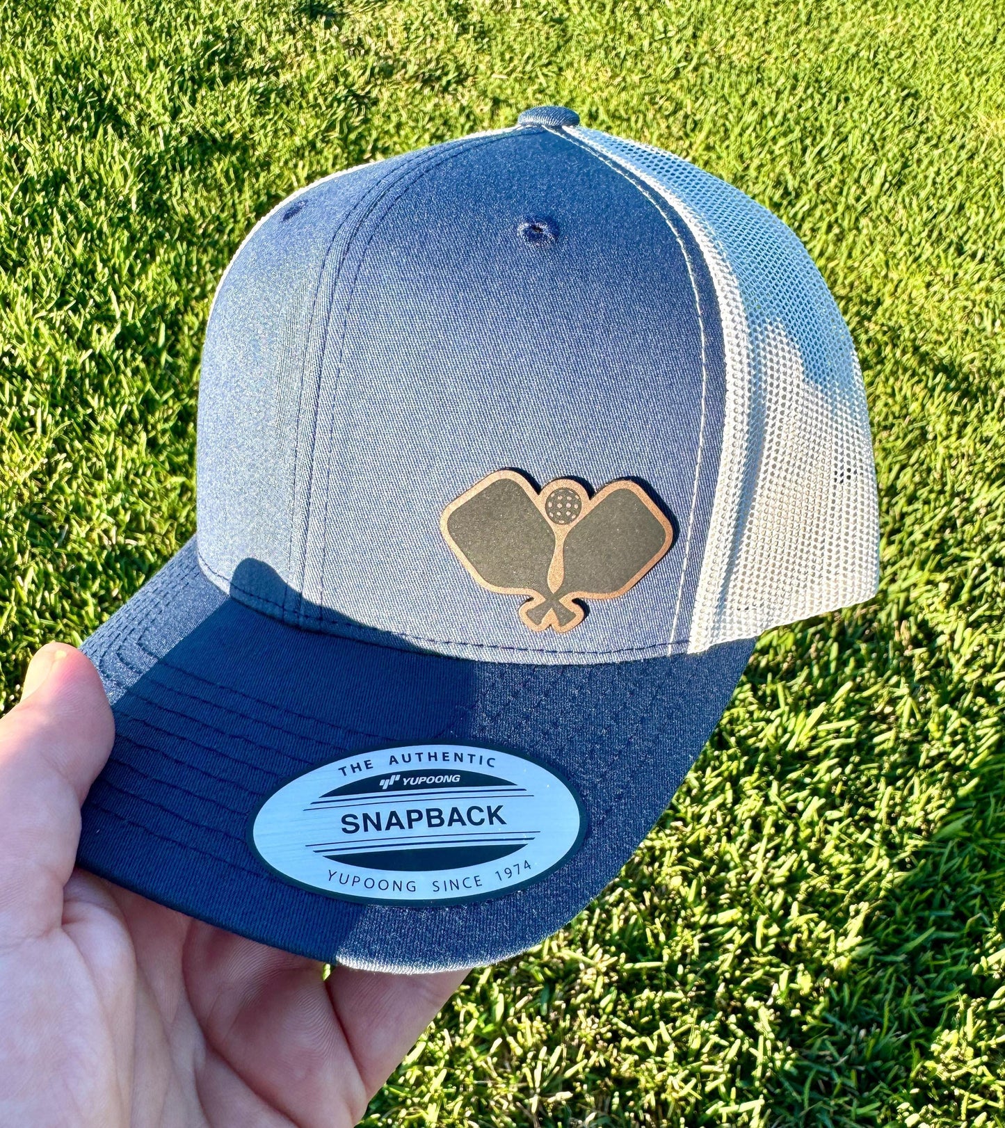 Pickleball Trucker Hat – Snapback Cap with Engraved Paddle Design, Sporty Gift for Players, Court Style Hat
