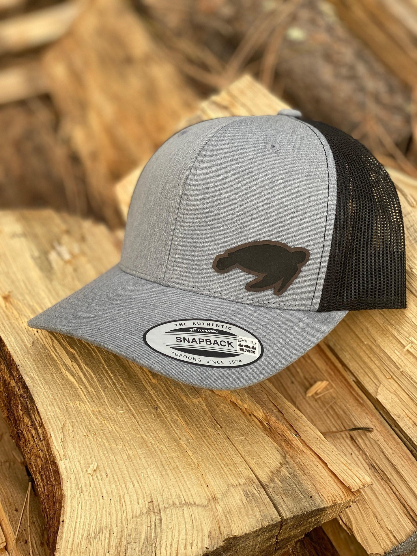 Sea Turtle Hat – Snapback Trucker Hat with Patch – Ocean Life Cap – Marine Animal Hat – Beach Lover Gift – Coastal Style Hat