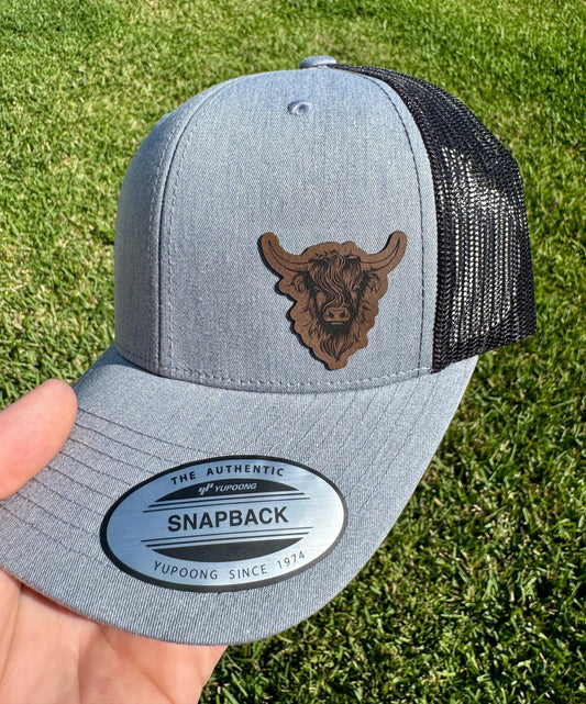 Highland Cow Hat Snapback Trucker – Engraved Patch Cap for Farm Life Lovers, Country Style Gift, Rustic Western Aesthetic