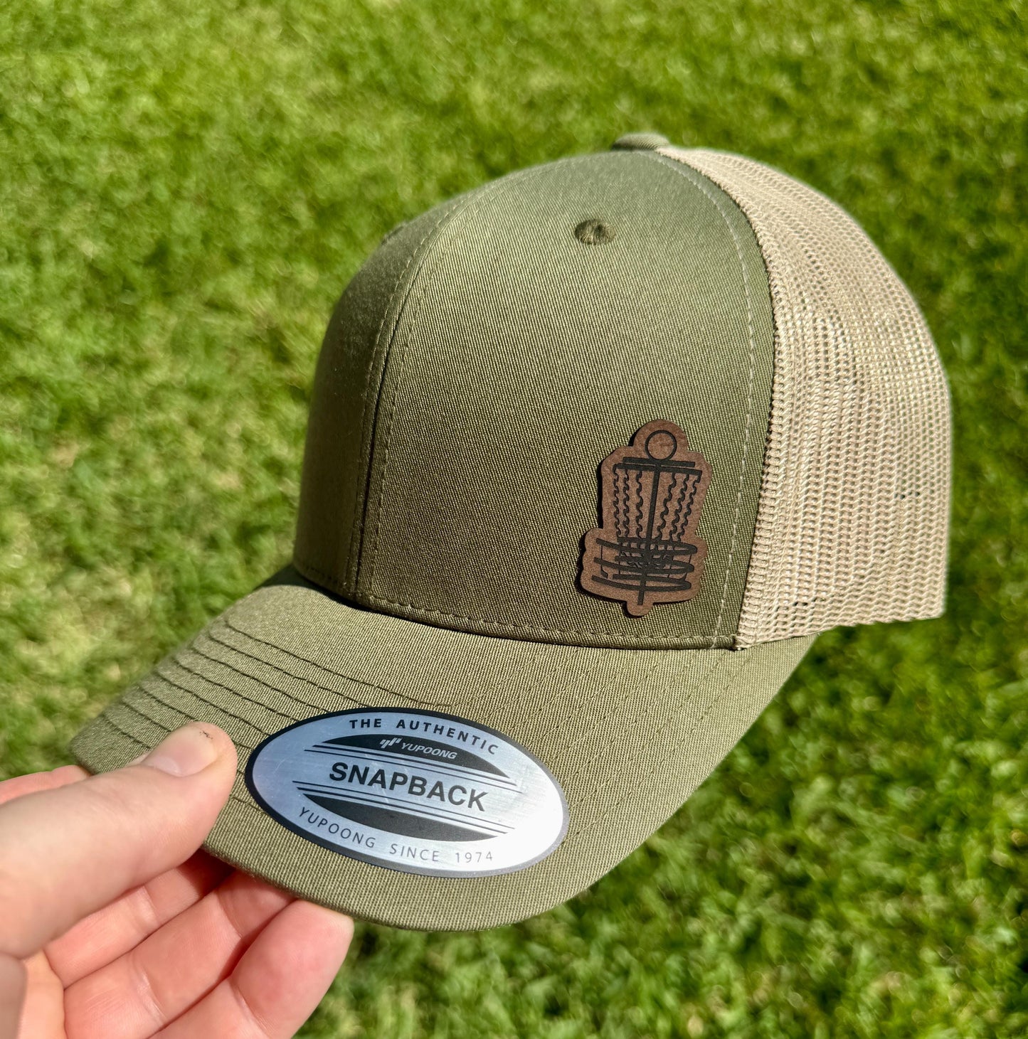 Disc Golf  Hat – Snapback Trucker Cap – Pressed  with Disc Golf Basket Design – Frisbee Golf Gift