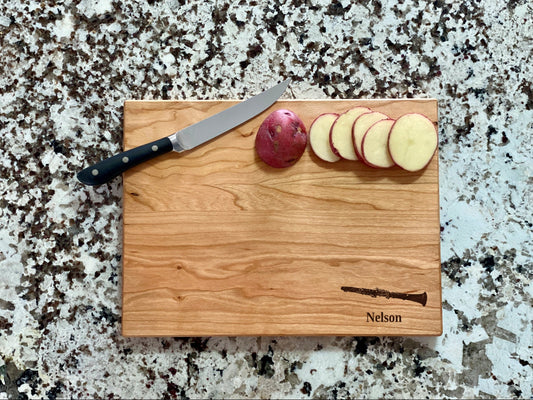 Clarinet Cutting Board |  Music Instrument Charcuterie Board | Custom Serving Tray | Personalized Housewarming Closing Gift | Musician Gift