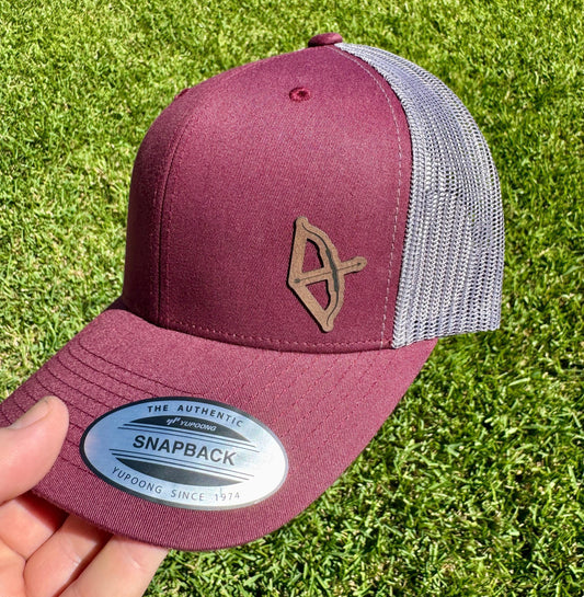 Bow and Arrow Hat – Trucker Snapback Cap with Archery Design – Hunting and Archery Hat for Outdoorsmen, Target Shooters, Adventure Seekers