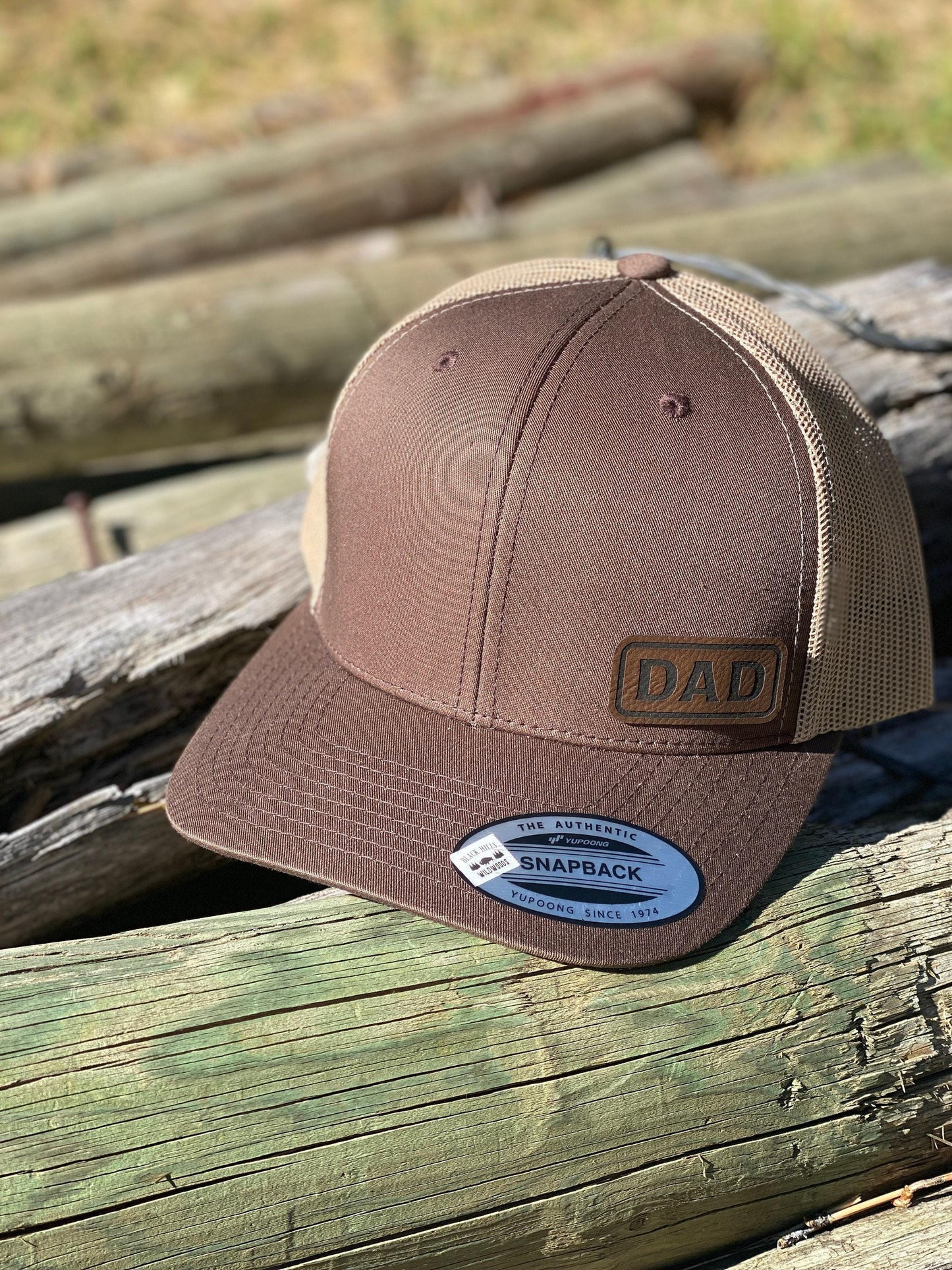 Abuelito Hat – Snapback Trucker Cap for Grandpa – Spanish Grandfather Gift Hat for Father’s Day, Birthday, or Just Because