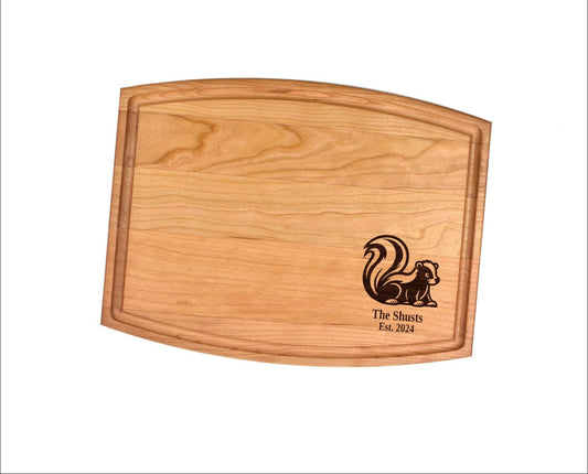 Skunk Cutting Board | Woodland Animal Charcuterie Board | Custom Serving Tray | Personalized Wood Nature Love Gift