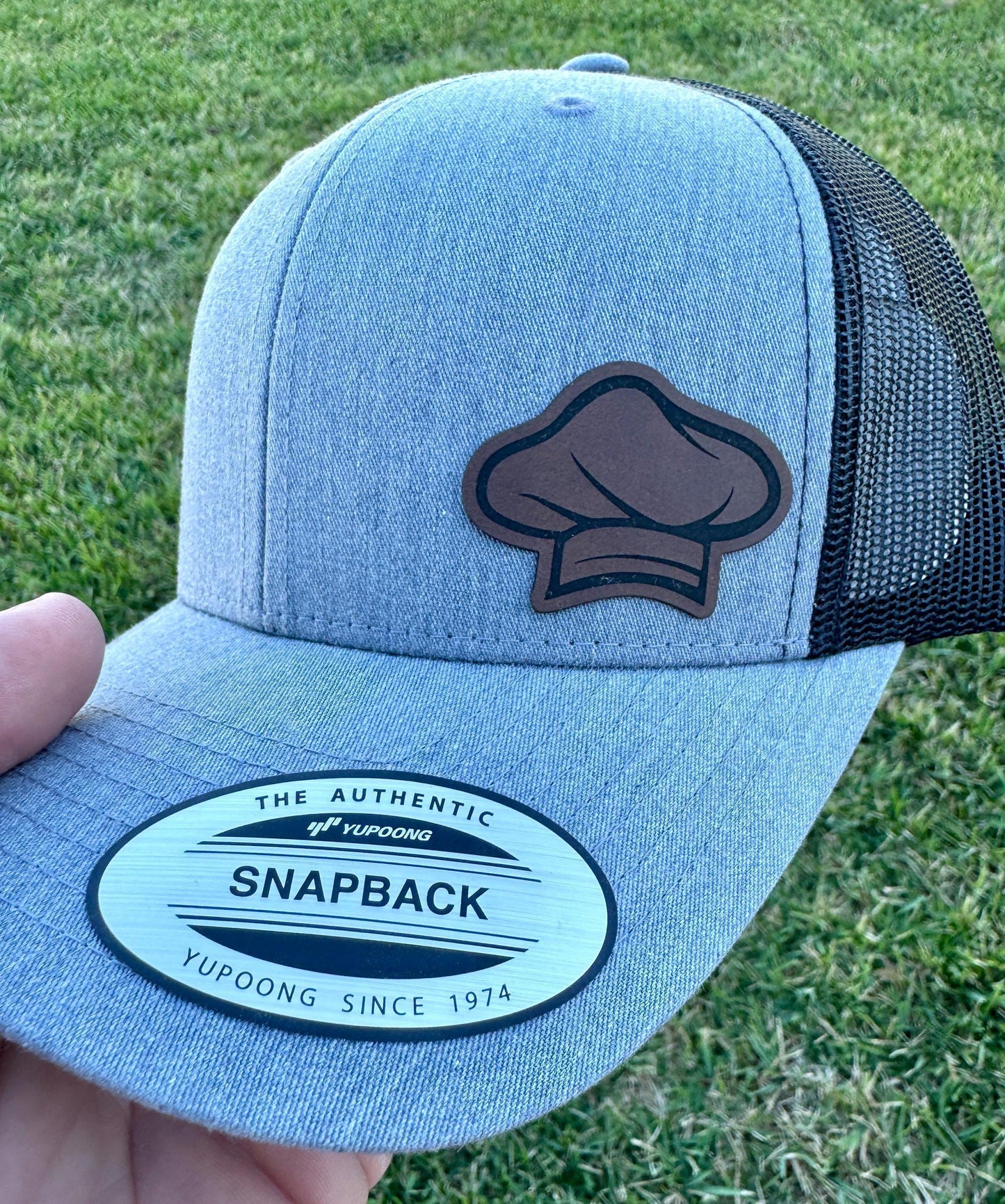 Chef Hat – Trucker or Snapback Cap with Chef Design – Fun Gift for Cooks, Grill Masters, Bakers & Food Lovers - Sous Chef Baseball Cap