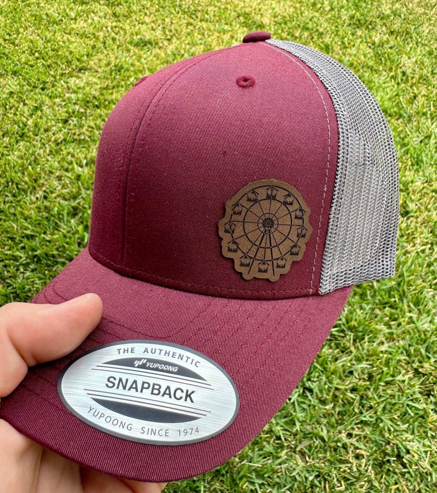 Ferris Wheel Hat – Snapback Cap with Engraved Carnival Ride Design, Fairground Style Hat, Fun Gift for Amusement Fans, Patch Trucker Hat