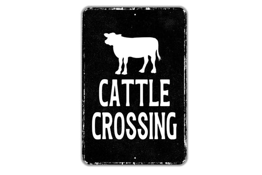 Cattle Crossing Sign – Rustic Metal Farm Sign for Barn, Ranch, or Country Road Decor, Cow Lover Gift, Vintage Livestock Warning
