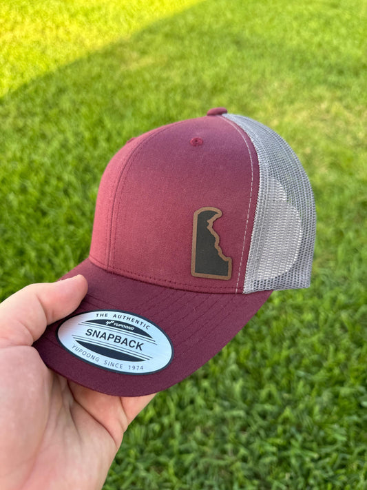 Delaware State Outline  Trucker Hat – Rustic Snapback Cap, First State Pride Gift, Minimalist DE Home State Hat