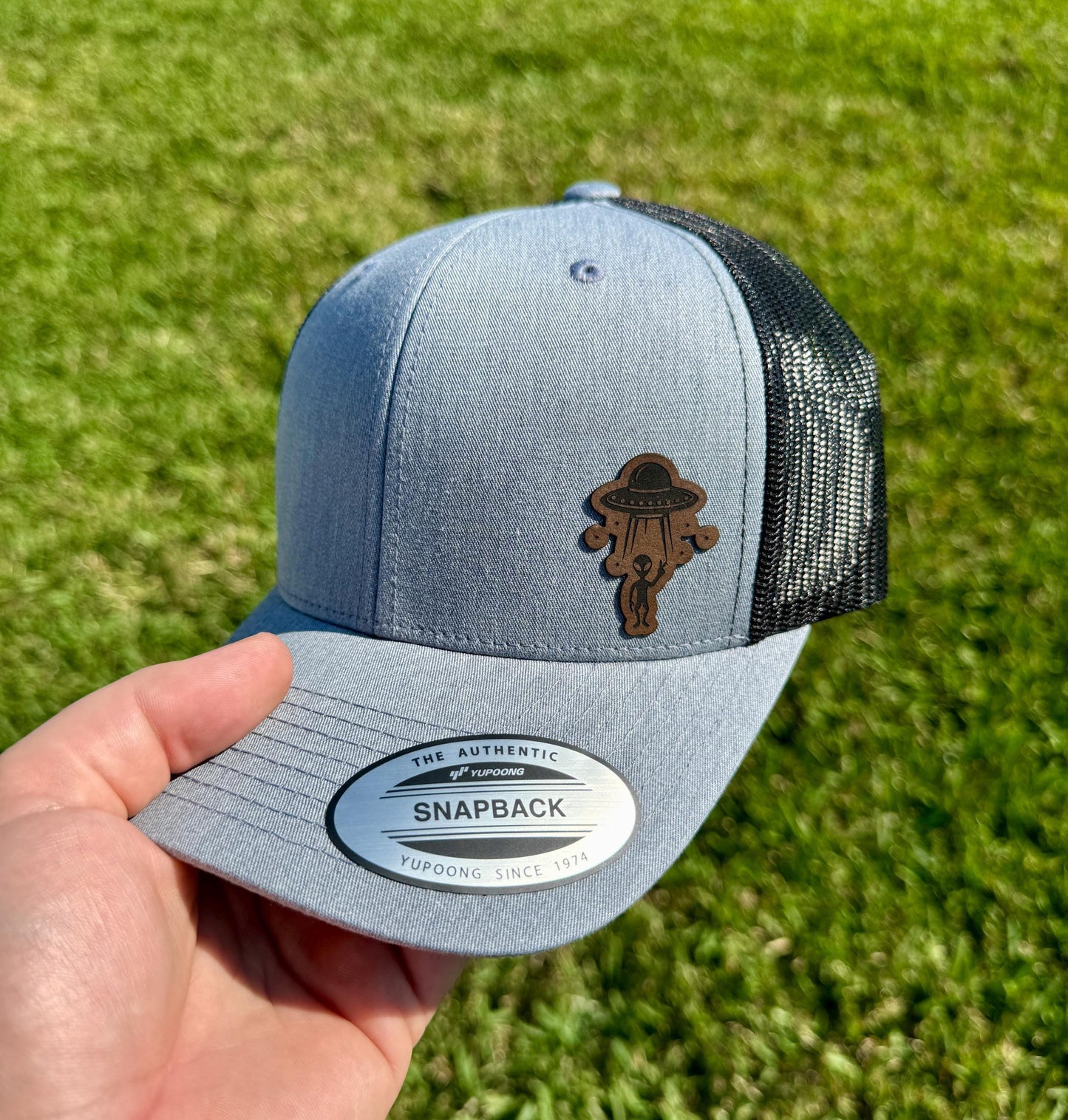 Alien Hat – Fun UFO & Space-Themed Snapback or Trucker Cap – Out of This World Hat for Sci-Fi Fans, Alien Believers, or Festival Wear