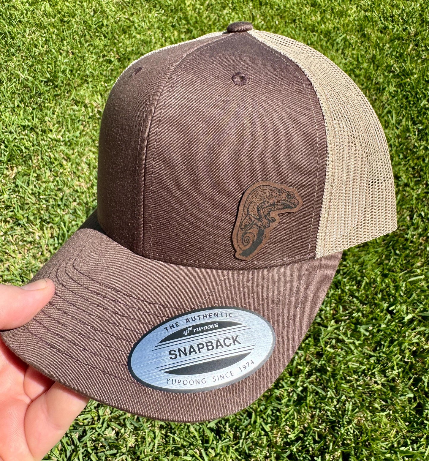 Lizard Hat Iguana Hat Snapback Trucker – Engraved Patch Reptile Cap, Exotic Pet Lover Gift, Herpetology or Zoo Style Hat