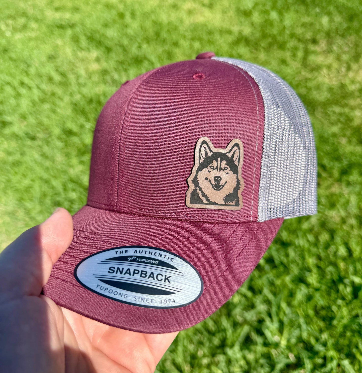Husky Dog Hat Snapback Trucker – Engraved Patch Cap for Dog Lovers, Sled Dog Fans, Winter Style Gift, Outdoor Adventure Hat