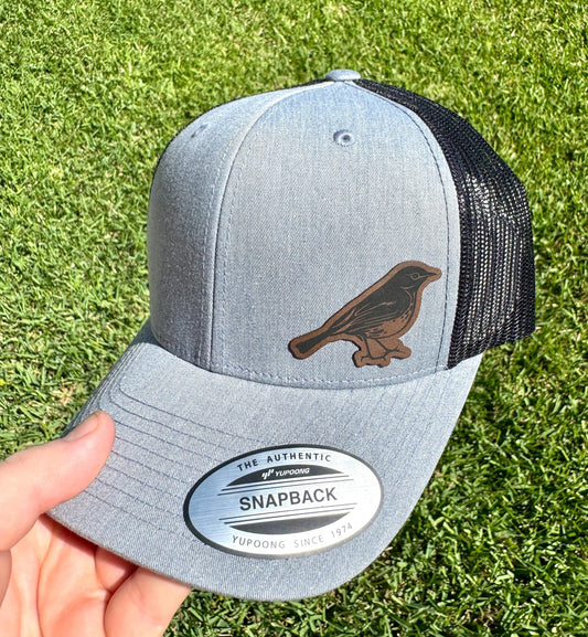 Robin Bird Hat – Snapback Trucker Hat with Patch – Songbird Cap – Nature Lover Gift – Birdwatching Hat – Gift for Him or Her
