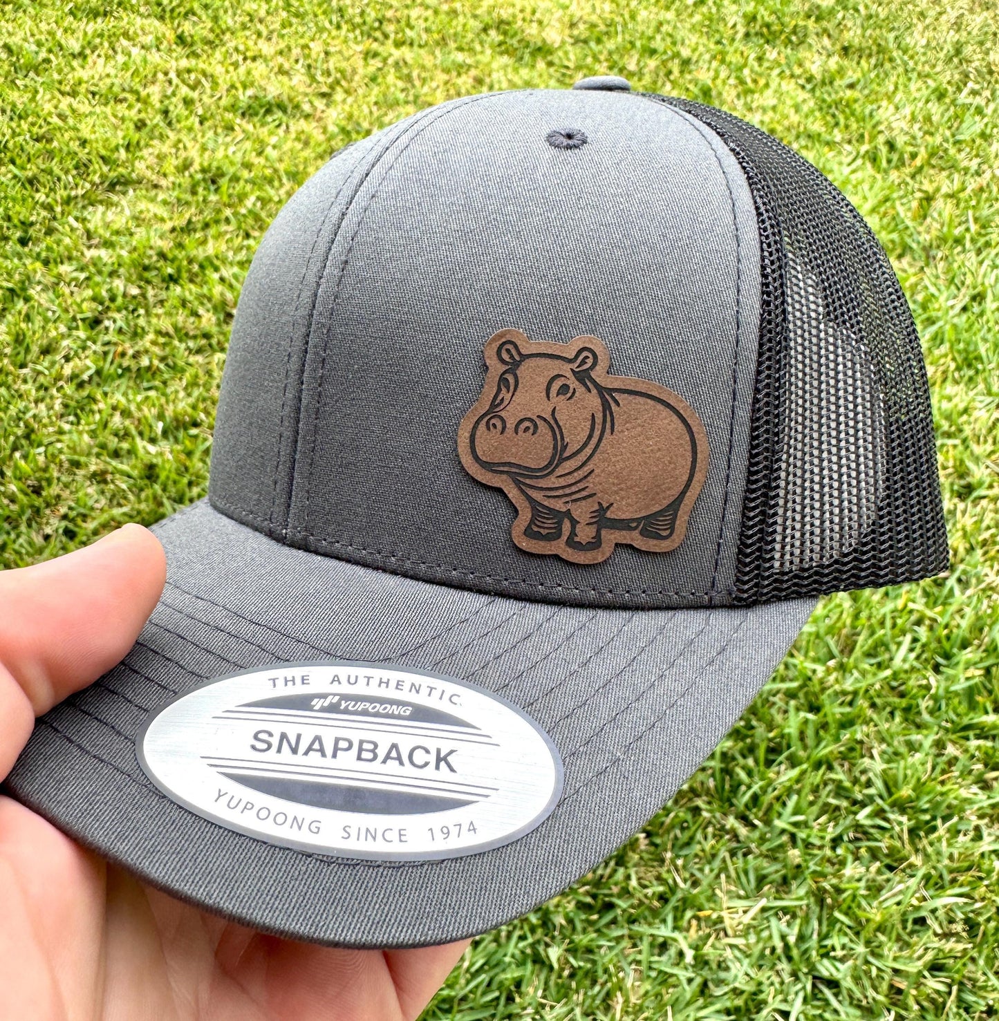 Hippo Hat Snapback Trucker – Engraved Patch Cap for Animal Lovers, Funny Wildlife Gift, Zoo Trip Hat, Cute Quirky Style