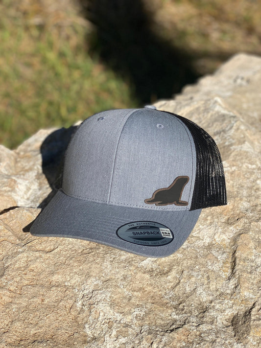 Sea Lion Hat – Snapback Trucker Hat with Patch – Marine Animal Cap – Ocean Wildlife Hat – Gift for Beach Lovers & Animal Enthusiasts