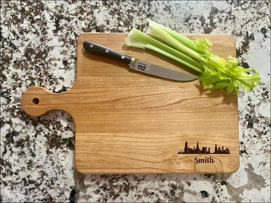 Chicago Cutting Board |  Chicago Skyline Charcuterie Board | Custom Serving Tray | Personalized Cityscape Gift | Illinois Gift