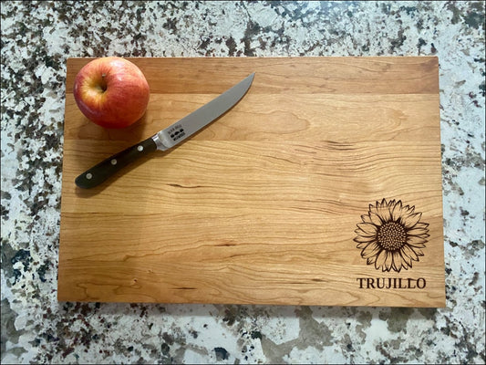 Sunflower Cutting Board | Flower Charcuterie Board | Custom Serving Tray | Personalized Marriage Gift | Wedding Anniversary Gift