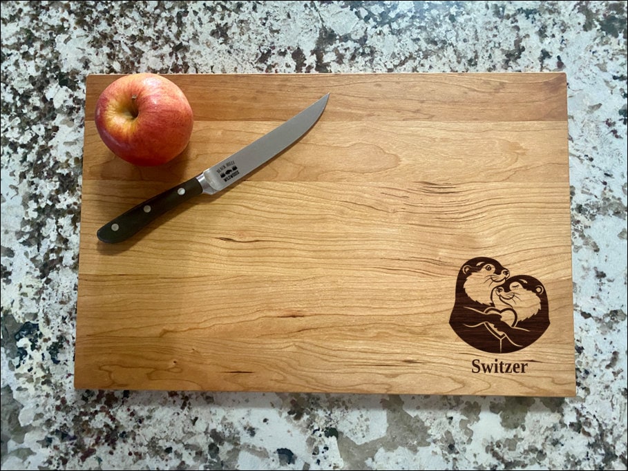 Otters In Love Cutting Board | Kissing Otters Charcuterie Board | Custom Serving Tray | Personalized Gift | Wedding Anniversary Gift