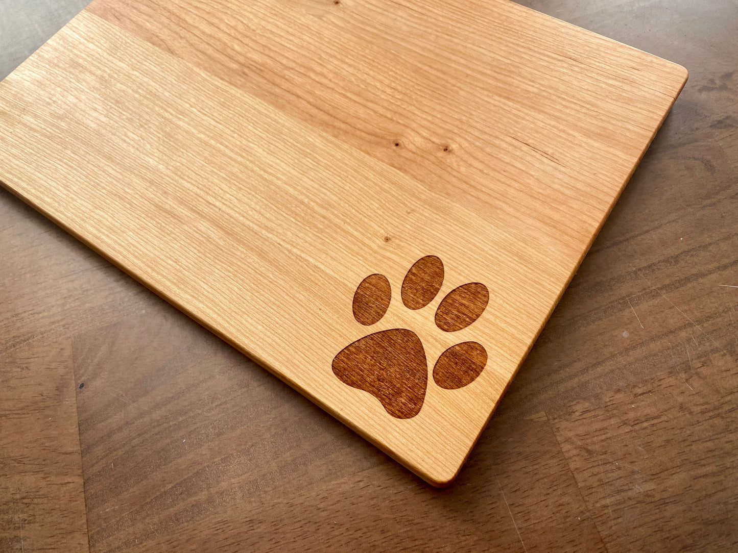 Paw Print Cutting Board | Dog Puppy Charcuterie Board | Custom Serving Tray | Personalized Gift | Party Tray Gift