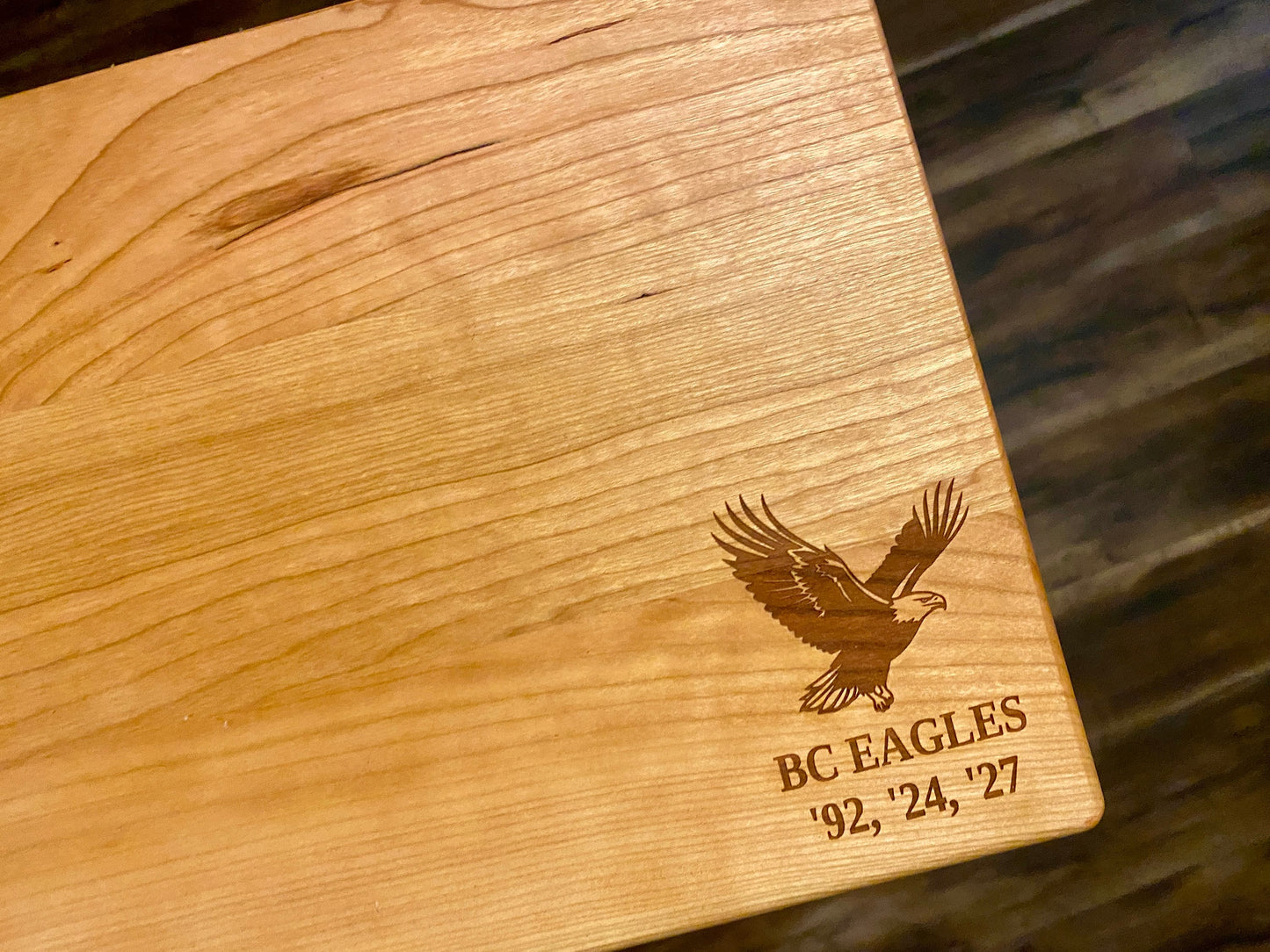 Bald Eagle Cutting Board | Eagle Bird Charcuterie Board | Custom Serving Tray | Personalized House Closing Gift | Wedding Anniv Gift